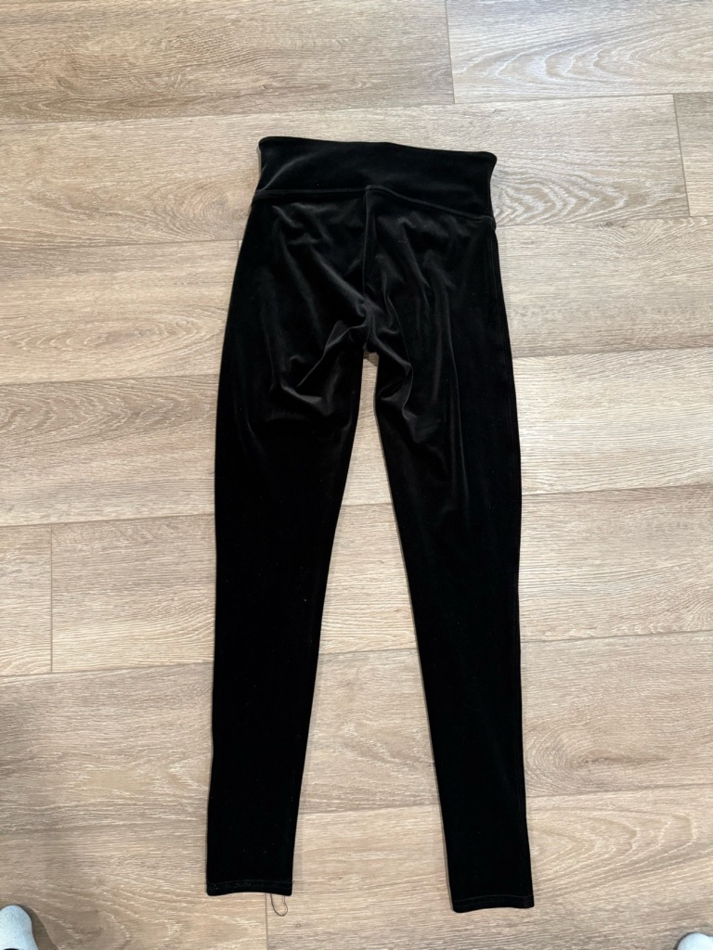 Spanx High Waisted Velvet Leggings - Picture 5 of 6